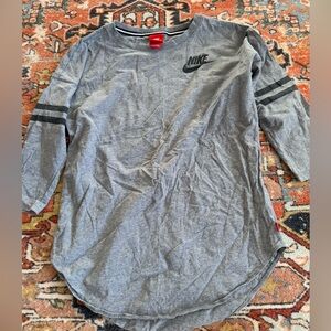 Women’s Nike sportswear baseball tee